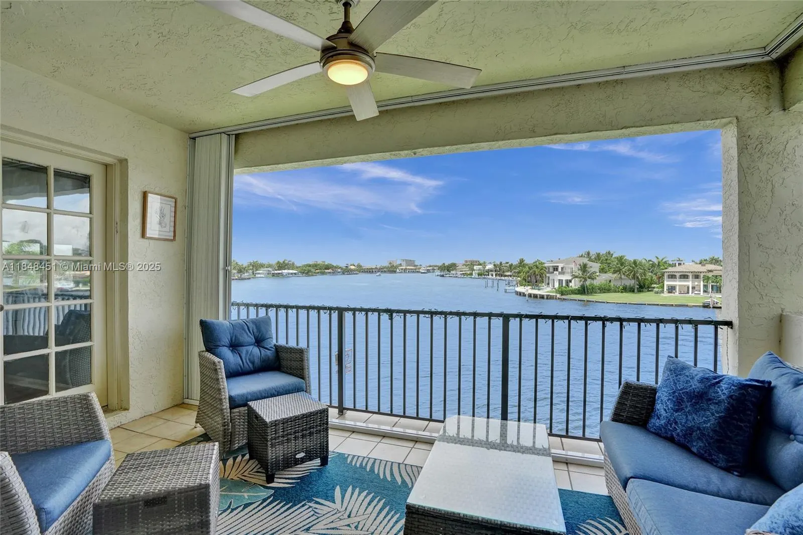 1101 S Riverside Dr, #301