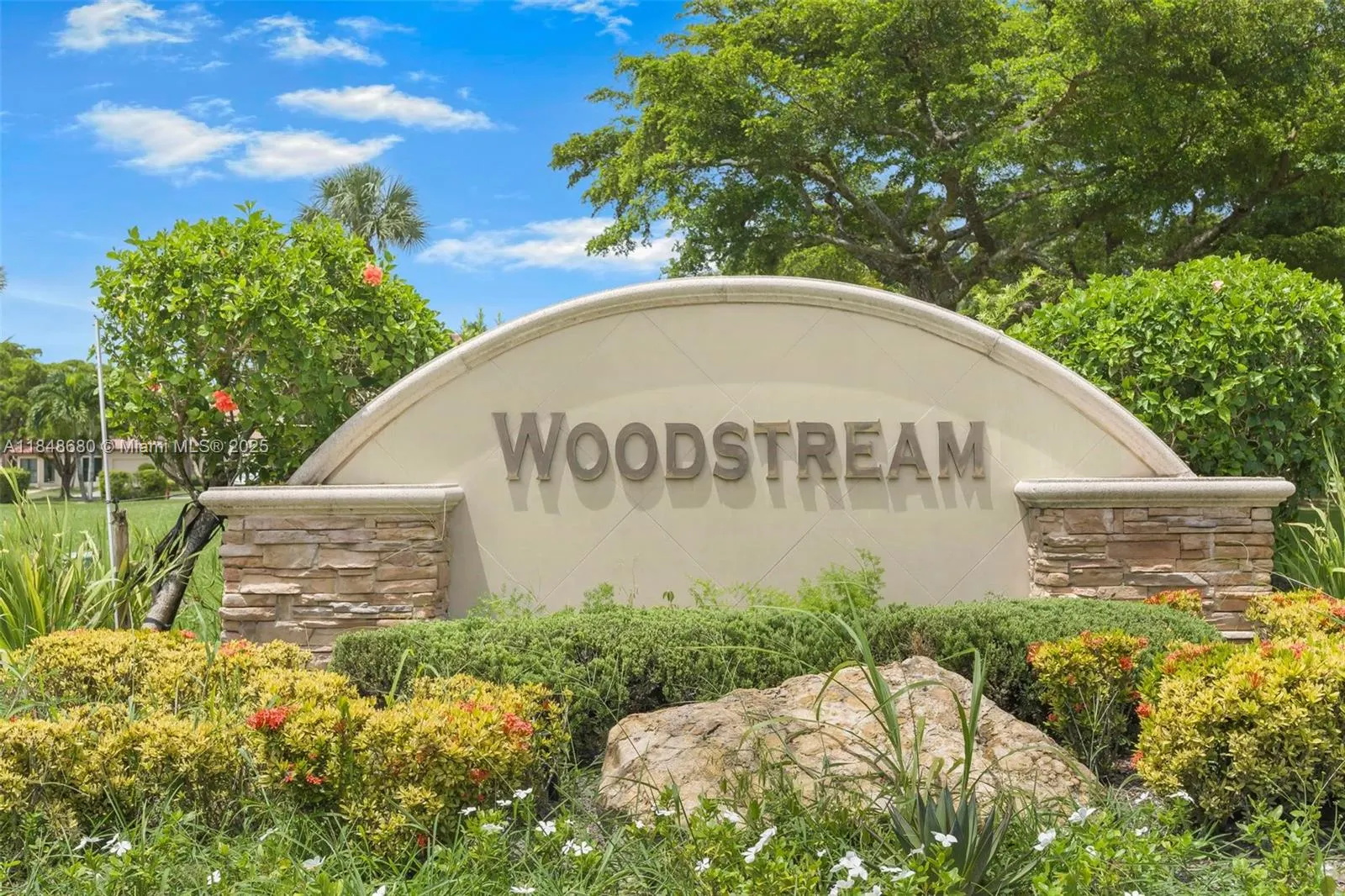 18574 Woodstream Dr