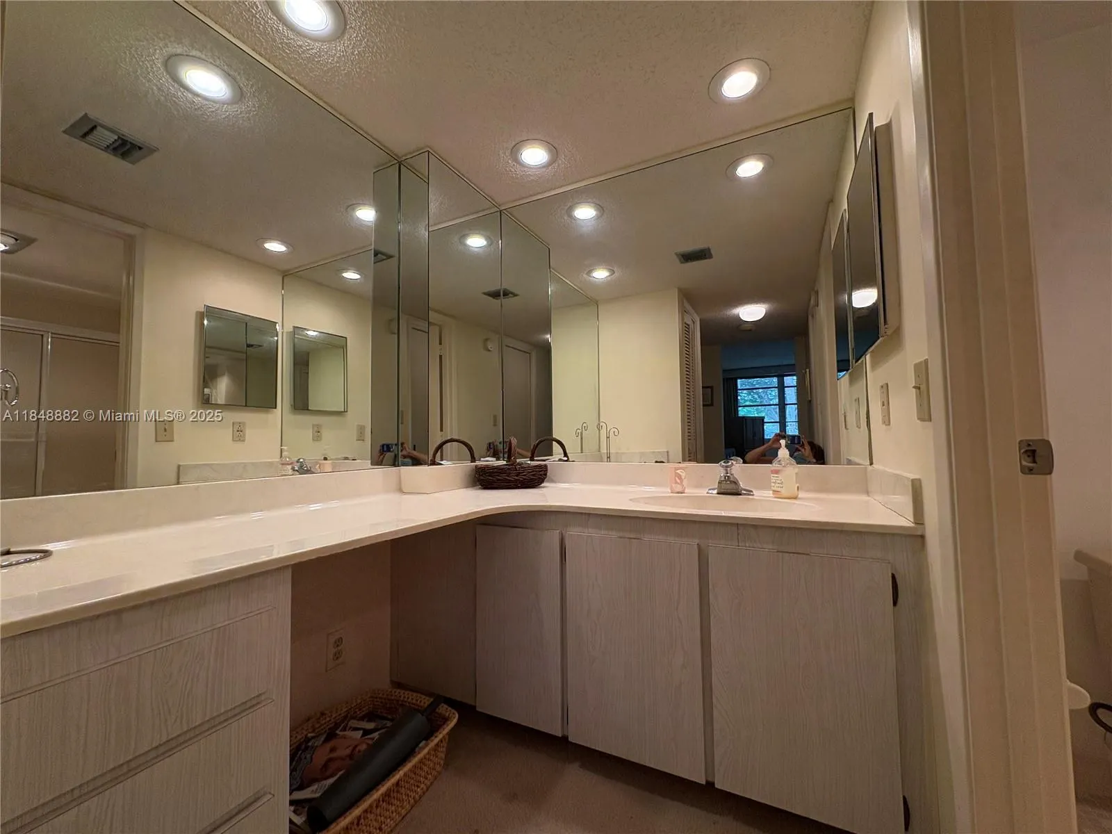 4280 Oaks Ter, #203