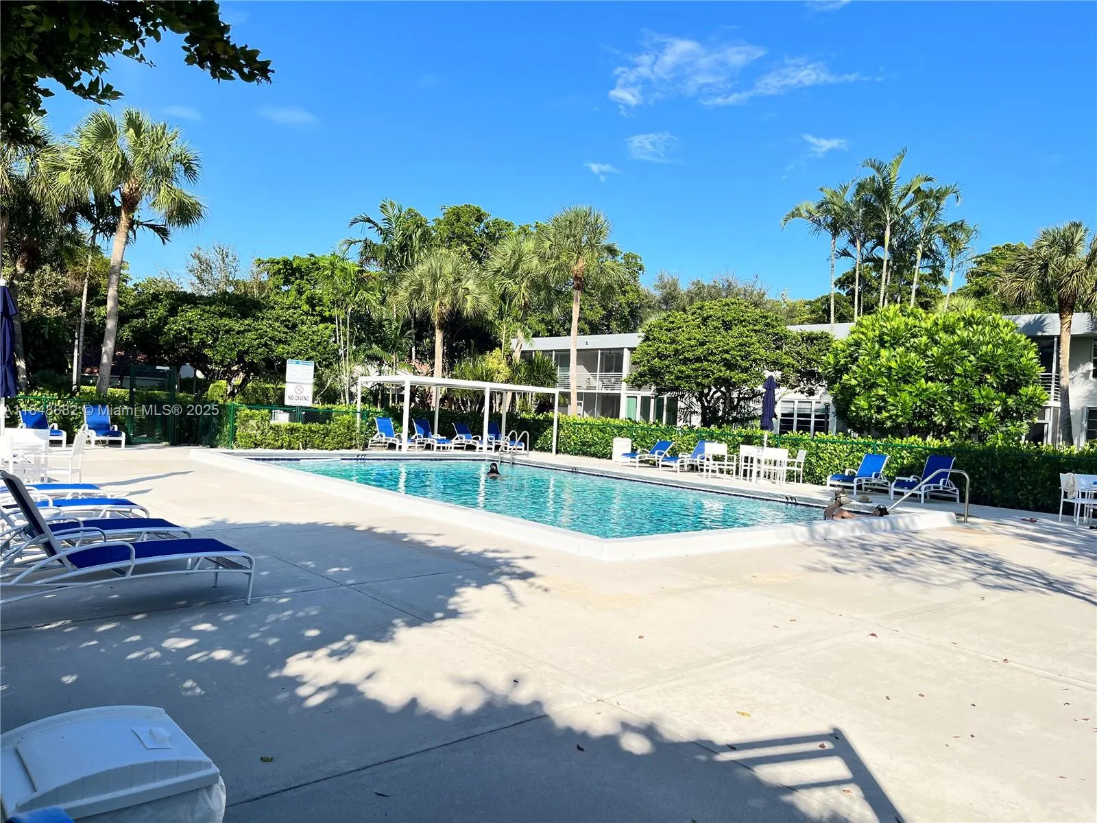 4280 Oaks Ter, #203