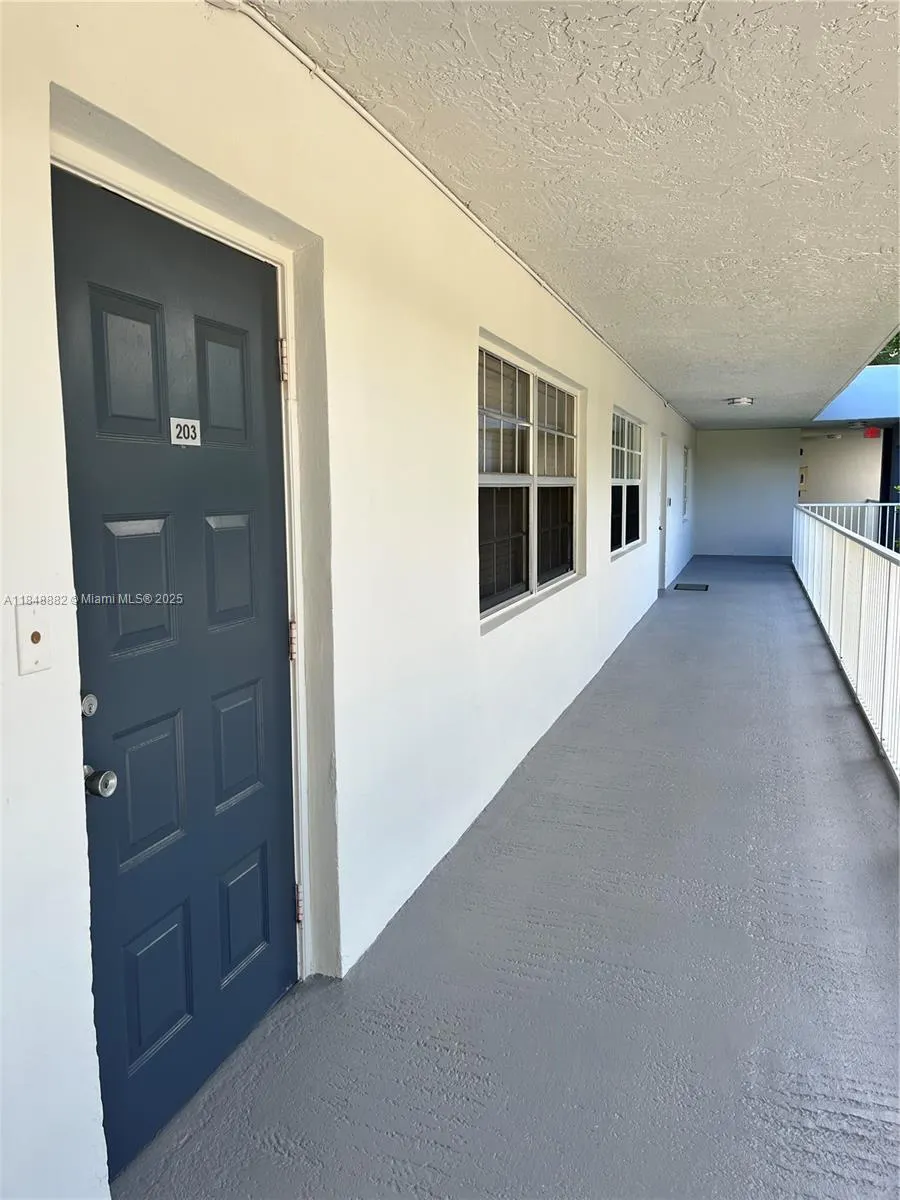 4280 Oaks Ter, #203