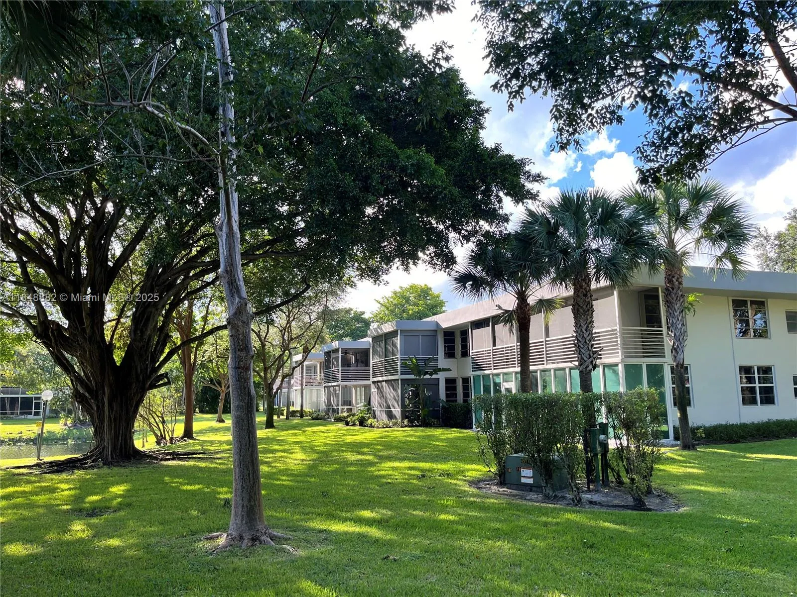 4280 Oaks Ter, #203
