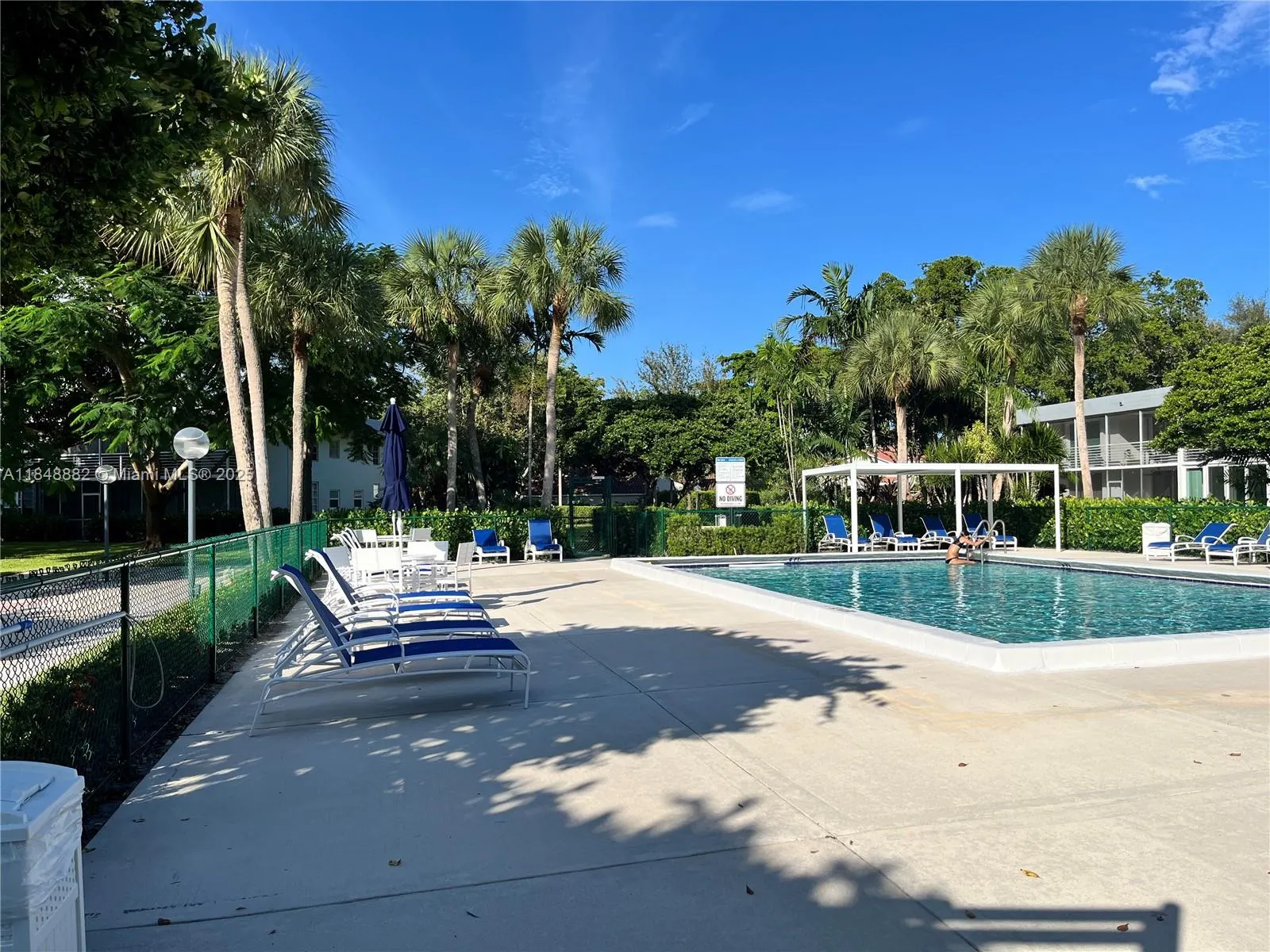 4280 Oaks Ter, #203