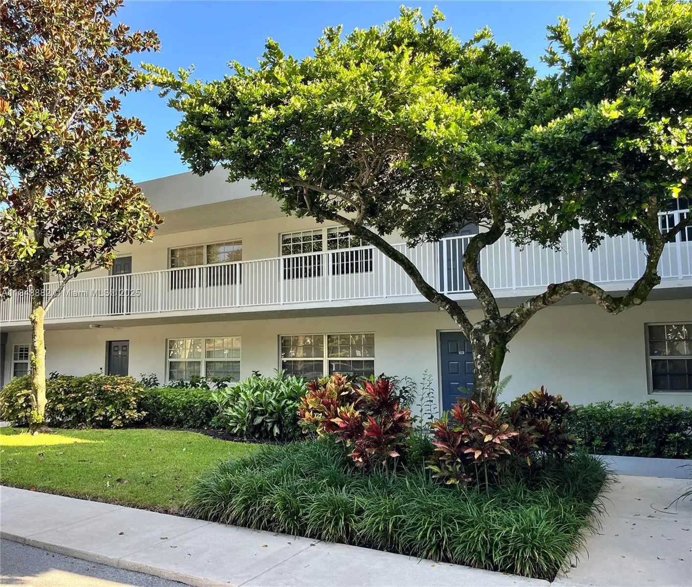 4280 Oaks Ter, #203