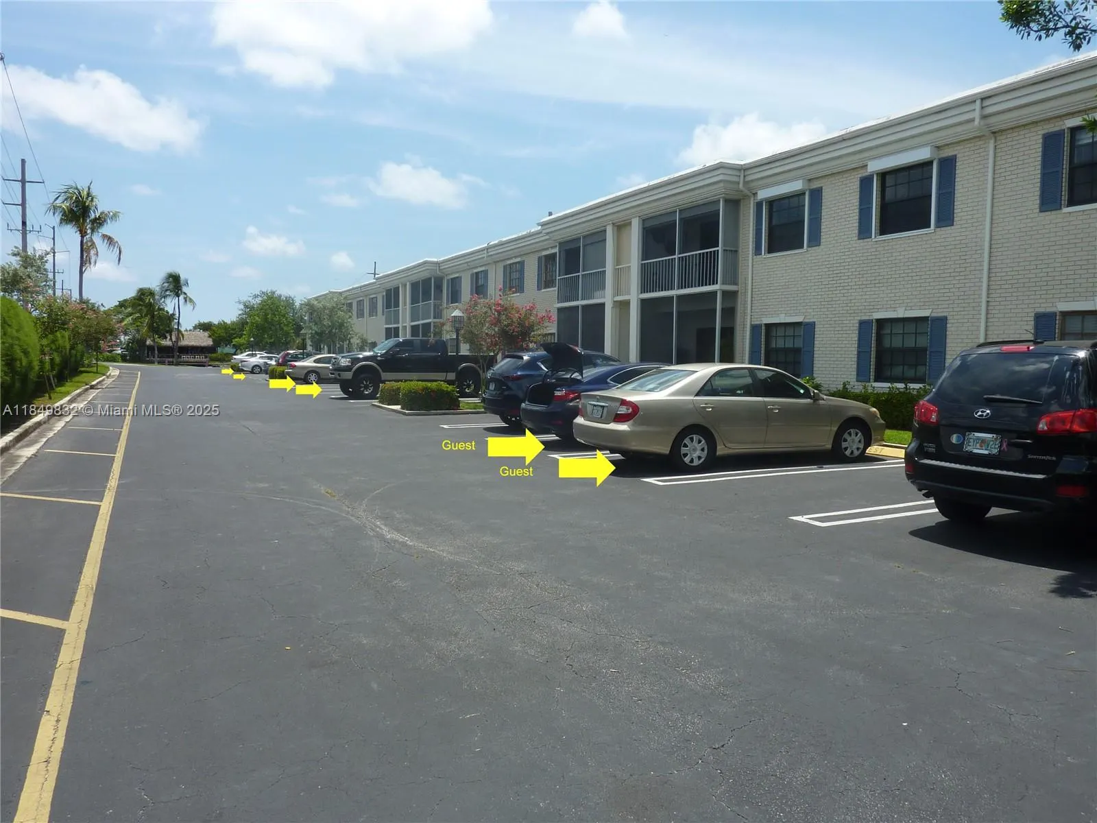 180 Cypress Club Dr, #834