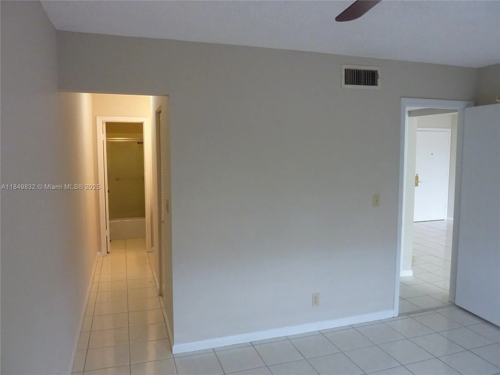 180 Cypress Club Dr, #834