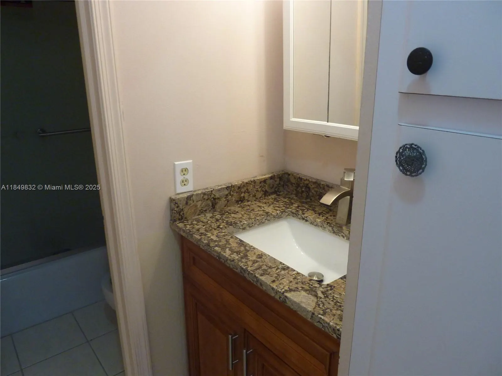 180 Cypress Club Dr, #834