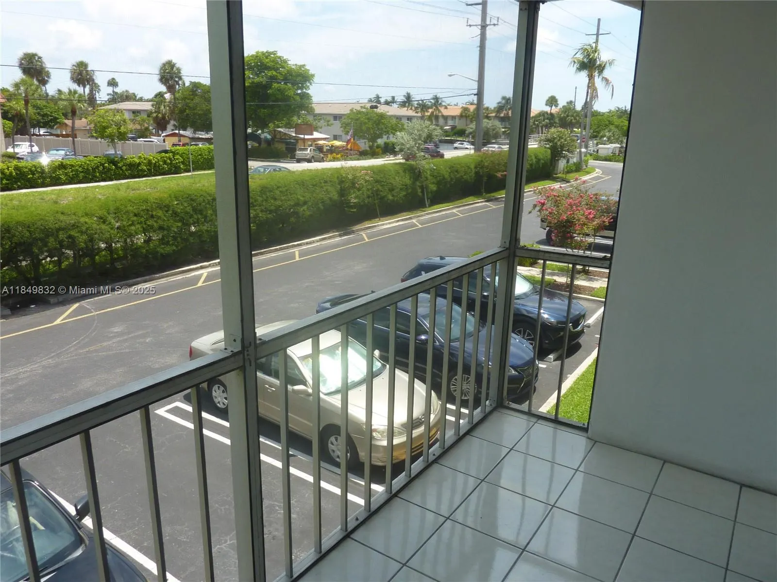 180 Cypress Club Dr, #834