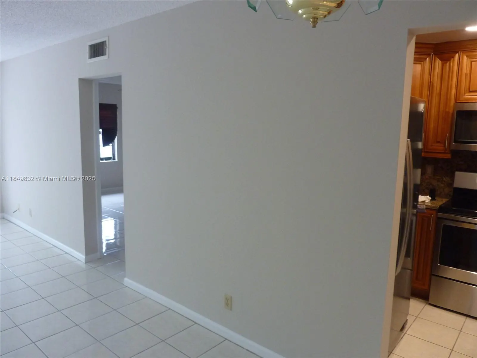 180 Cypress Club Dr, #834