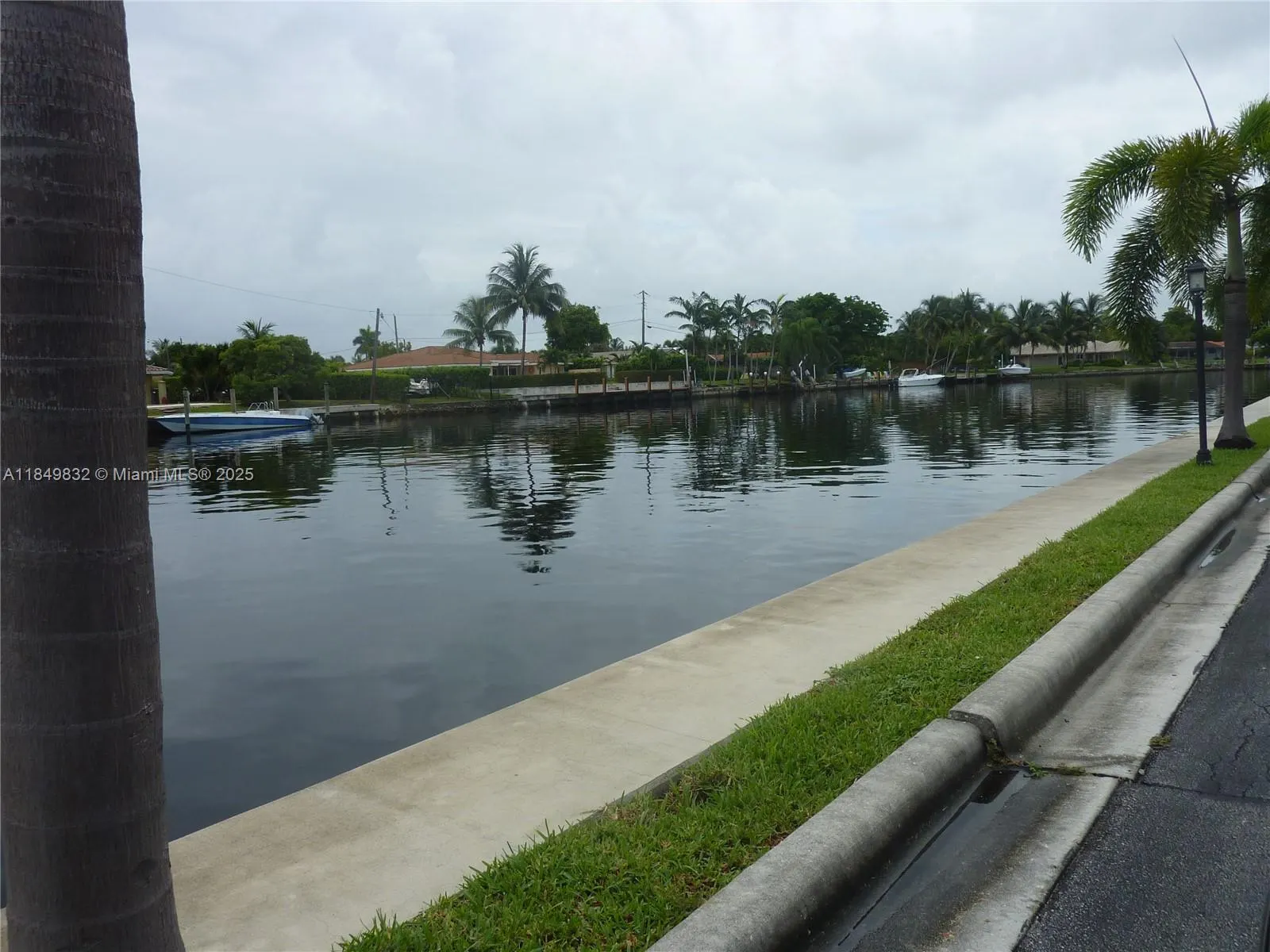 180 Cypress Club Dr, #834