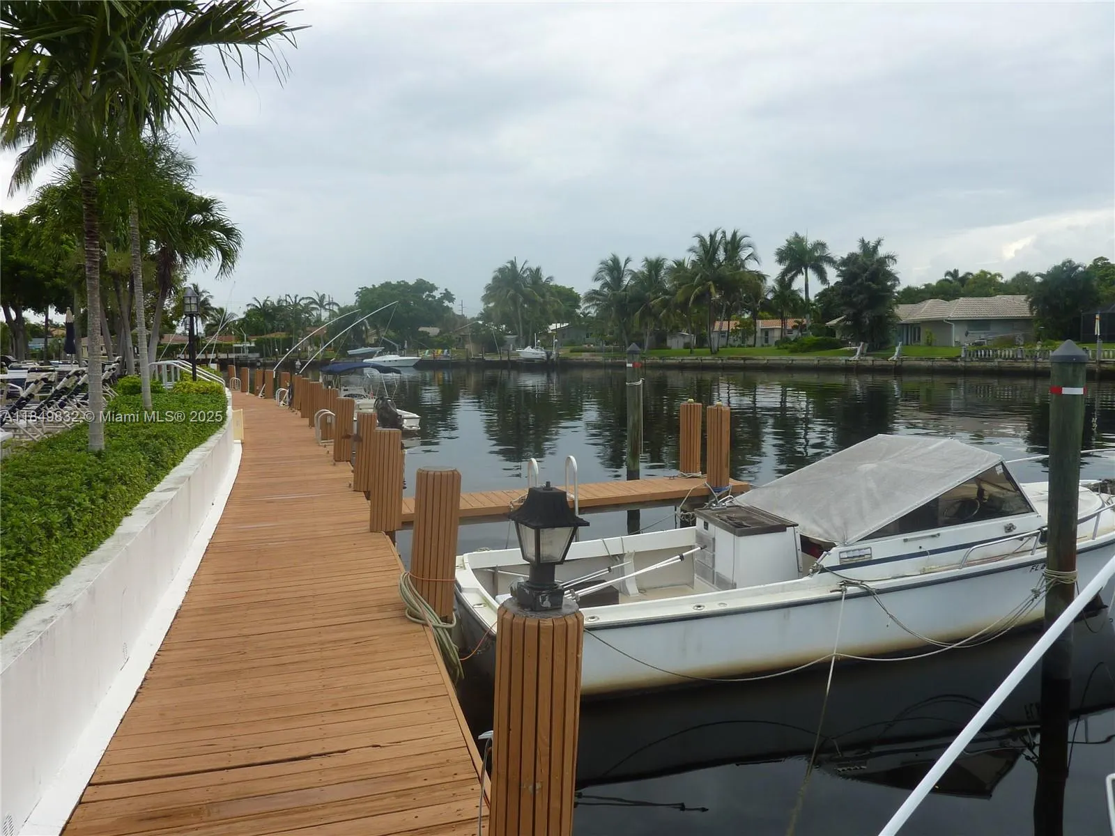 180 Cypress Club Dr, #834