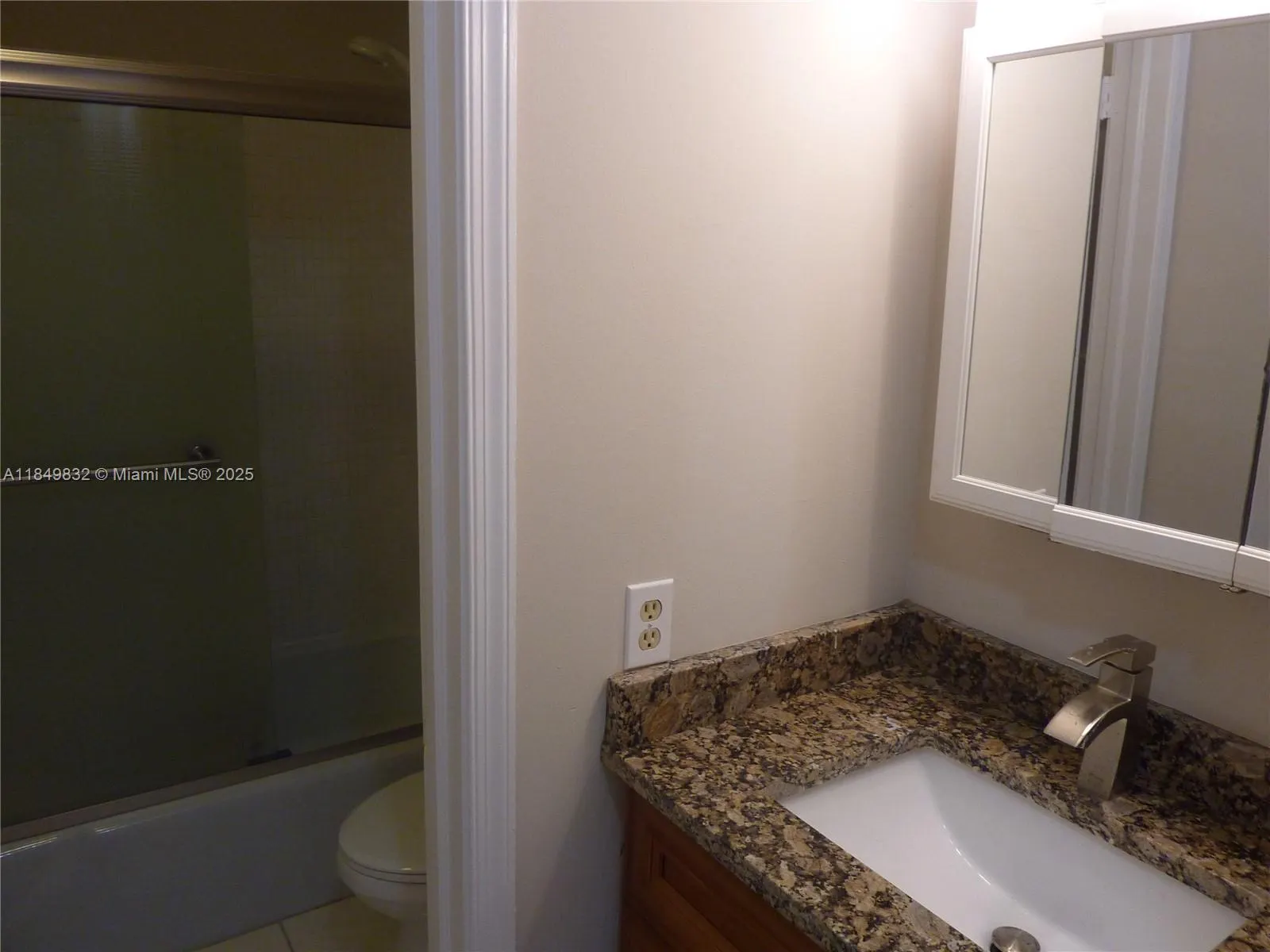 180 Cypress Club Dr, #834