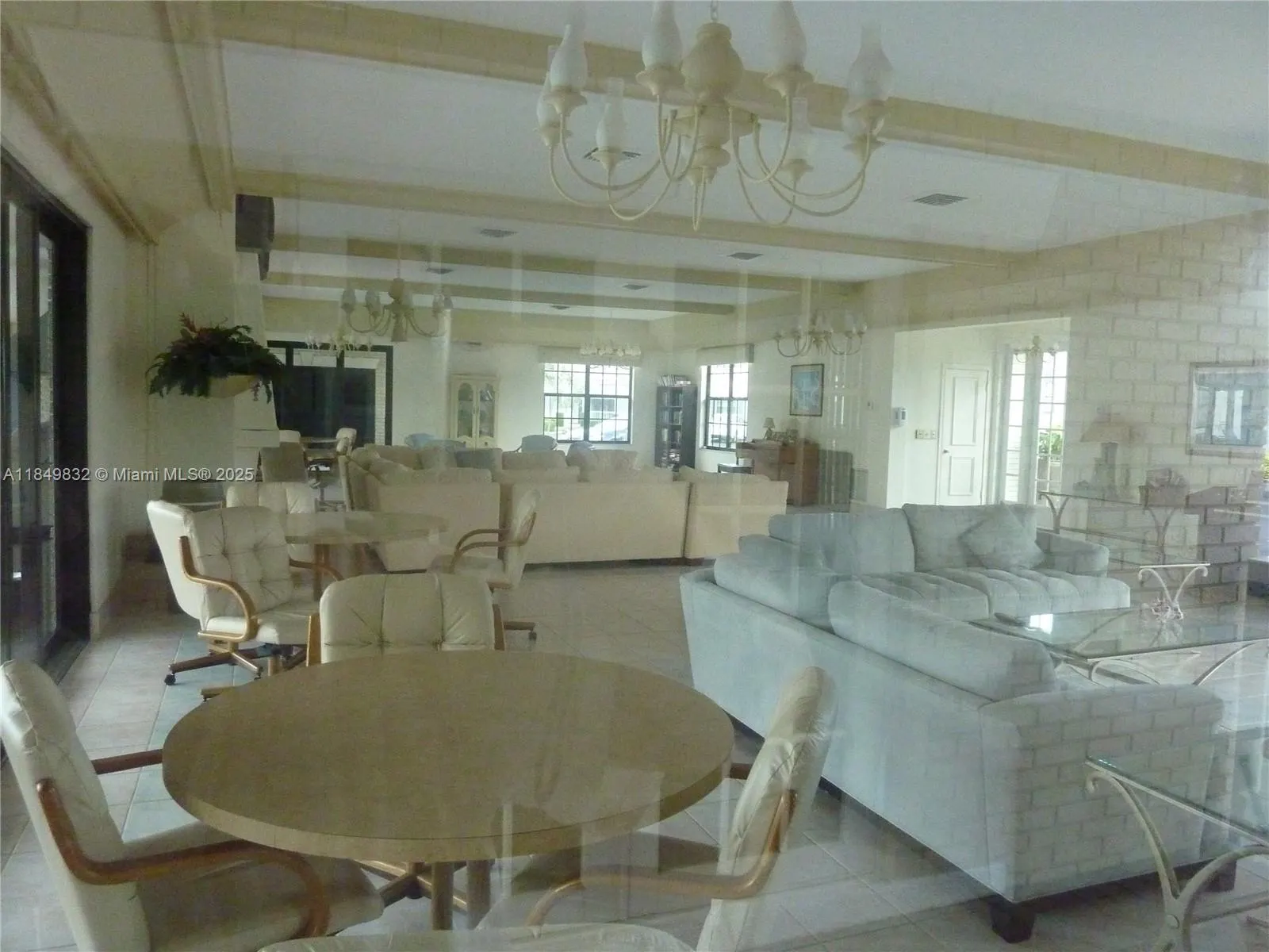 180 Cypress Club Dr, #834