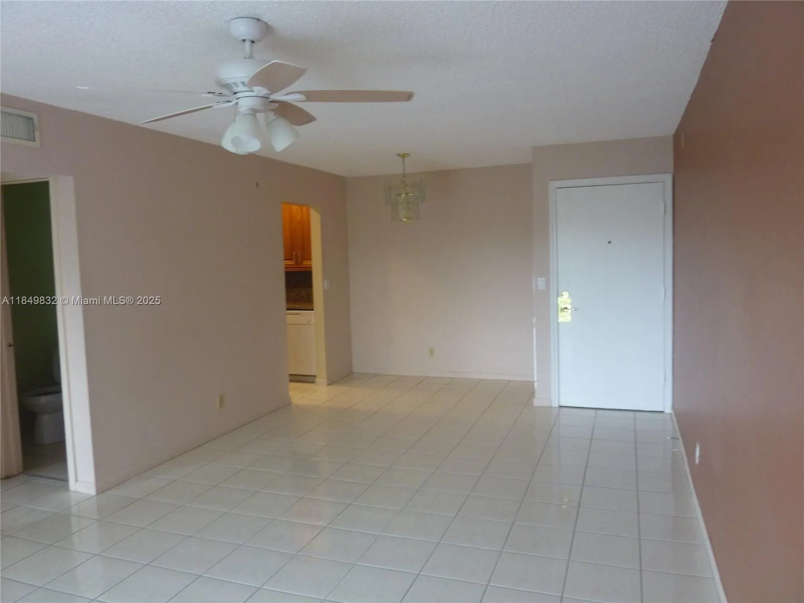 180 Cypress Club Dr, #834