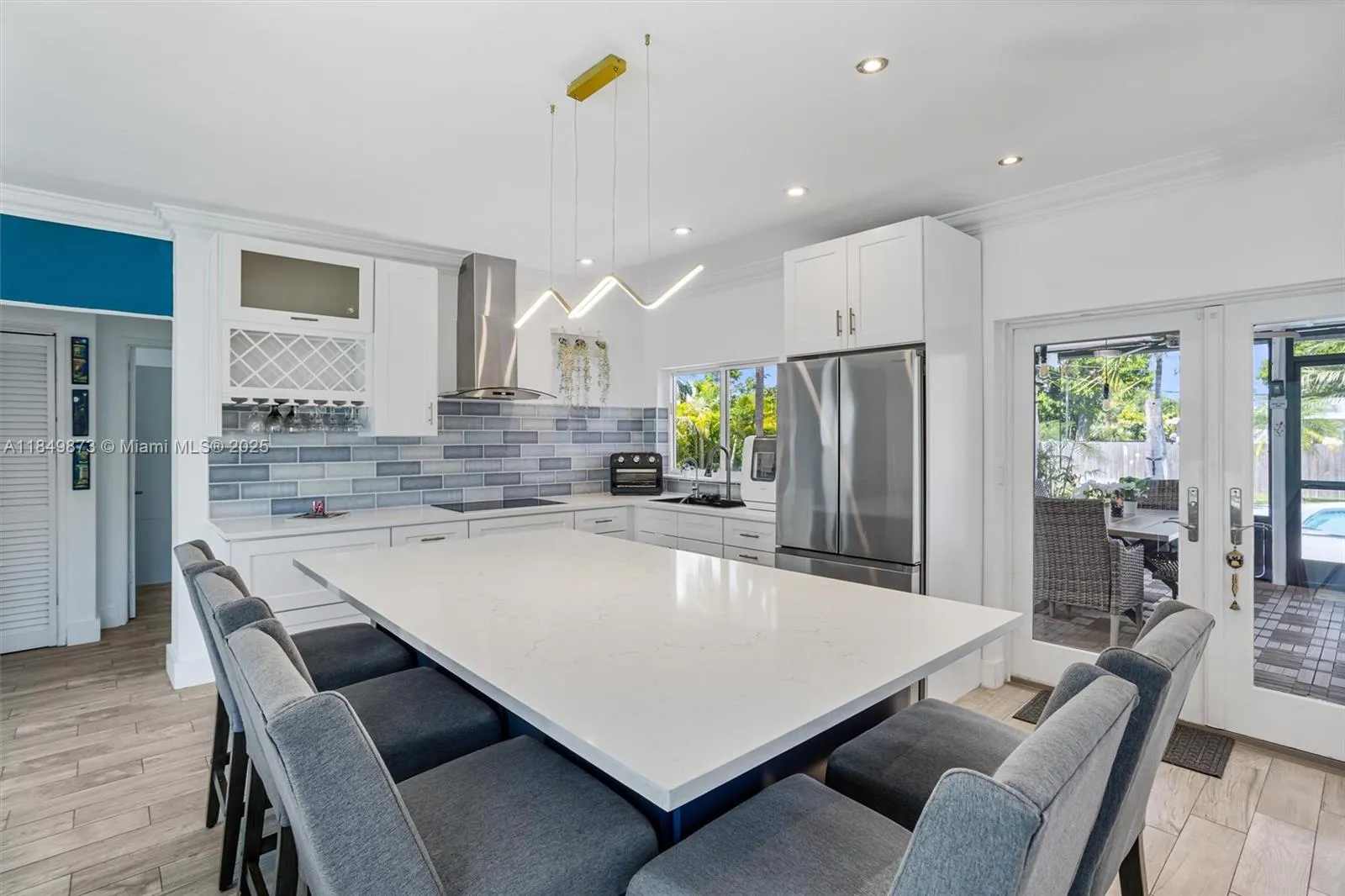 809 NW 6th Ave
