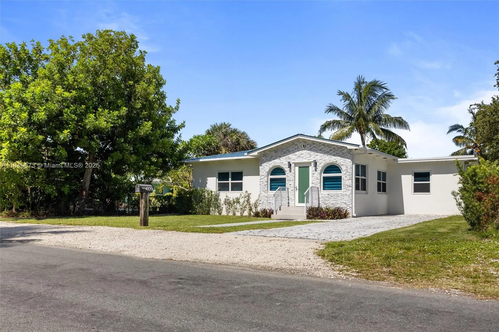 809 NW 6th Ave