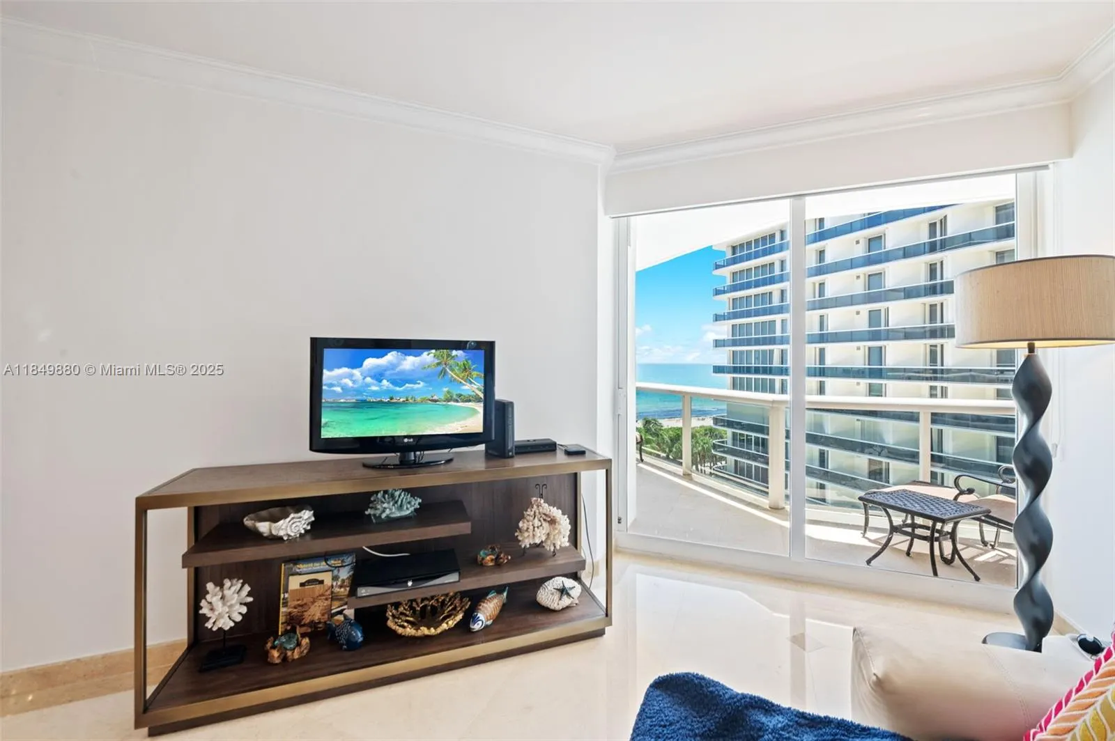 9595 Collins Ave, #N7-D