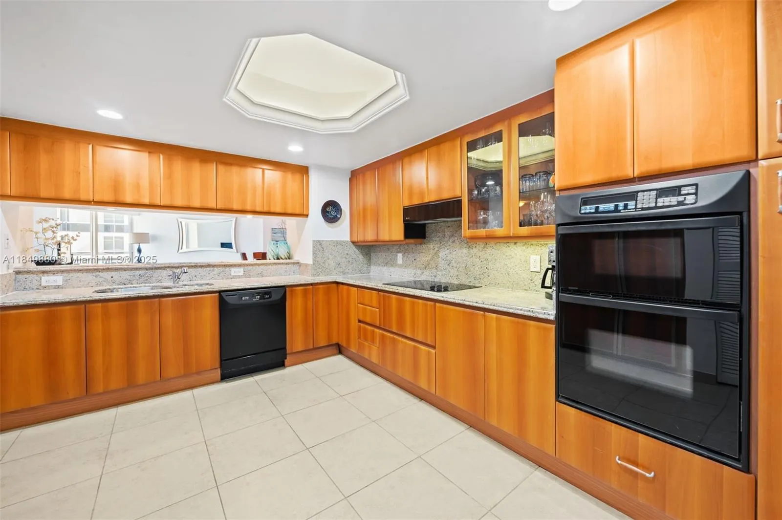 9595 Collins Ave, #N7-D
