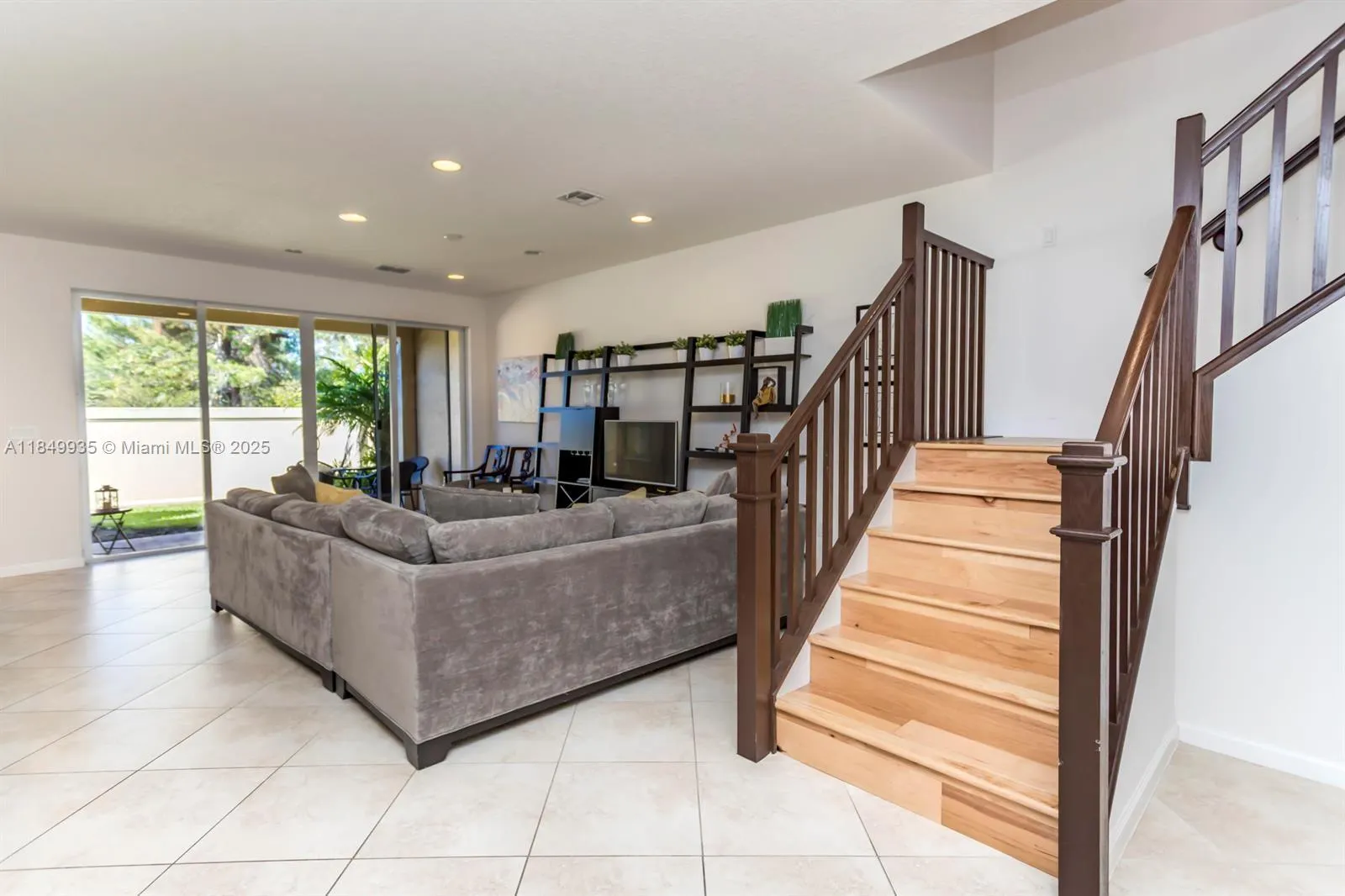 4857 NW 16th Ter