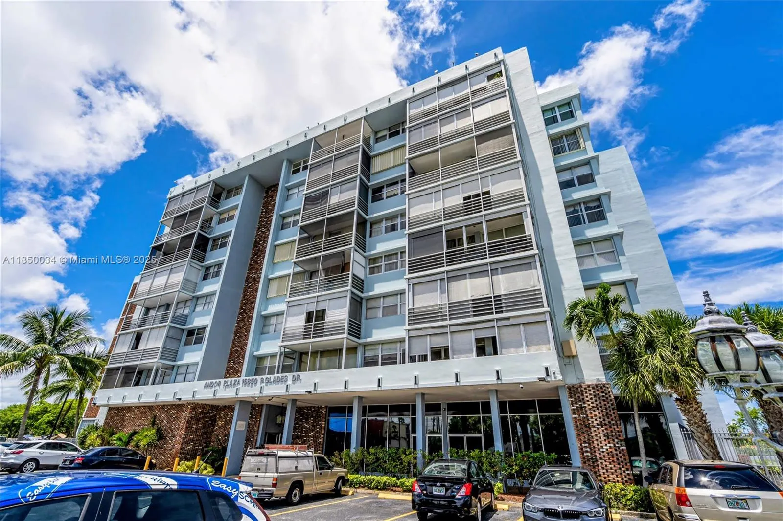 16850 S Glades Dr, #6D