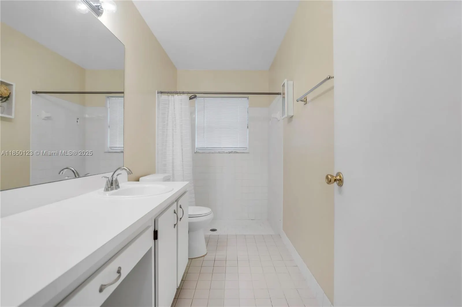 301 NW 207th Ave