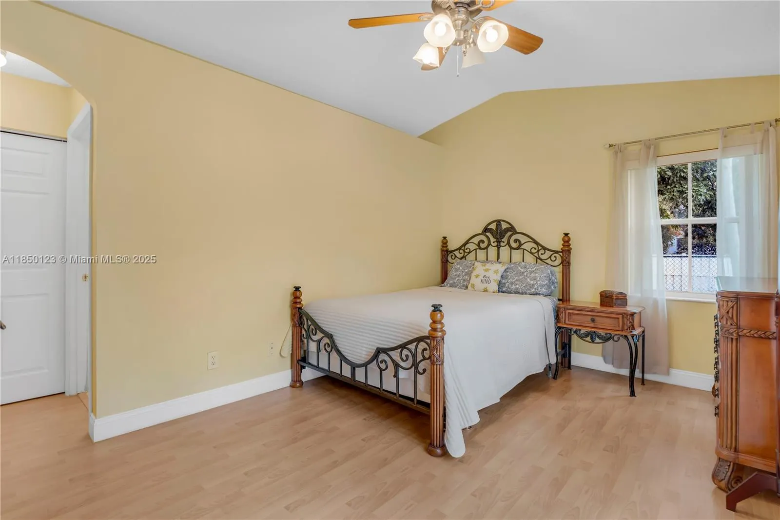 301 NW 207th Ave
