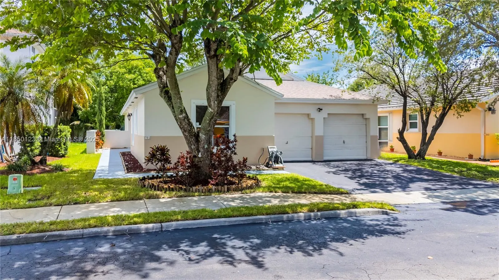 301 NW 207th Ave