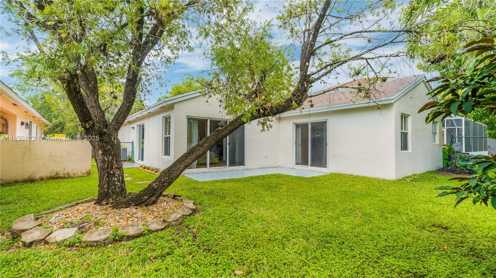 301 NW 207th Ave