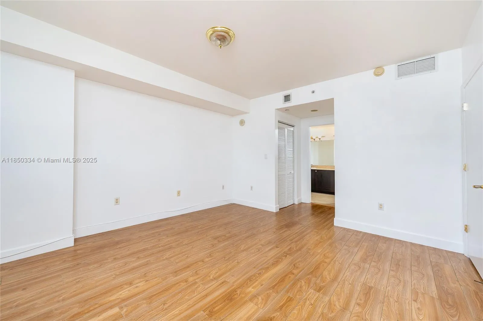 4100 Salzedo St, #919