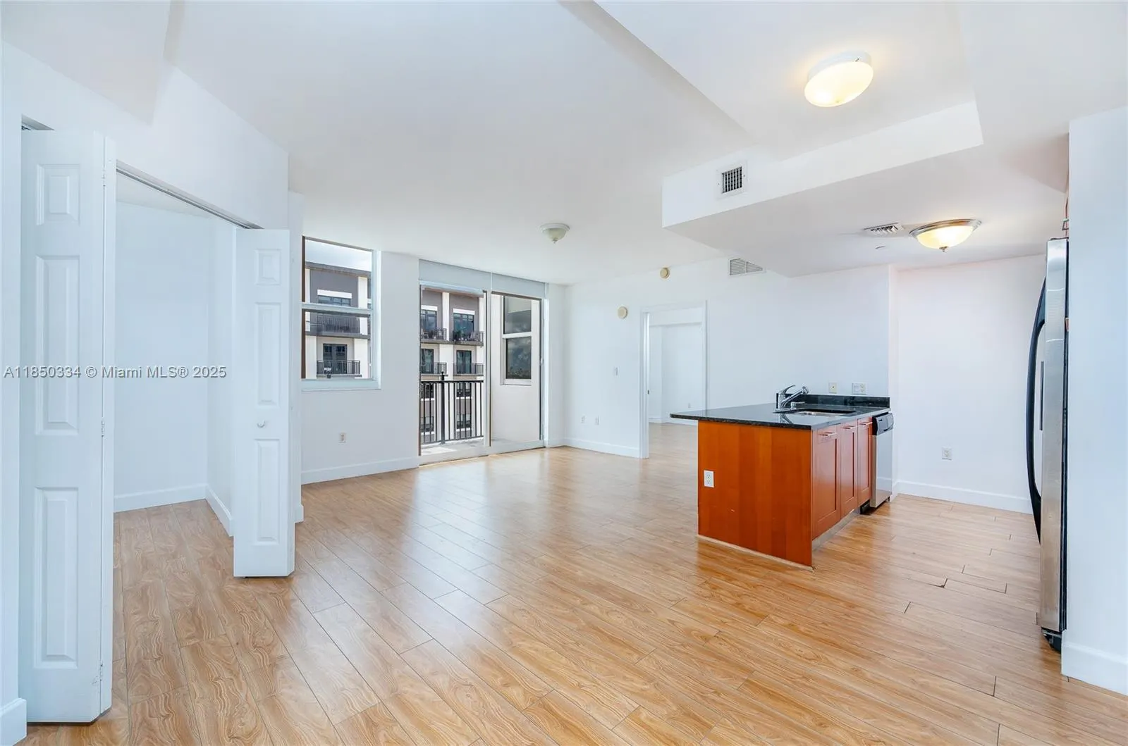 4100 Salzedo St, #919