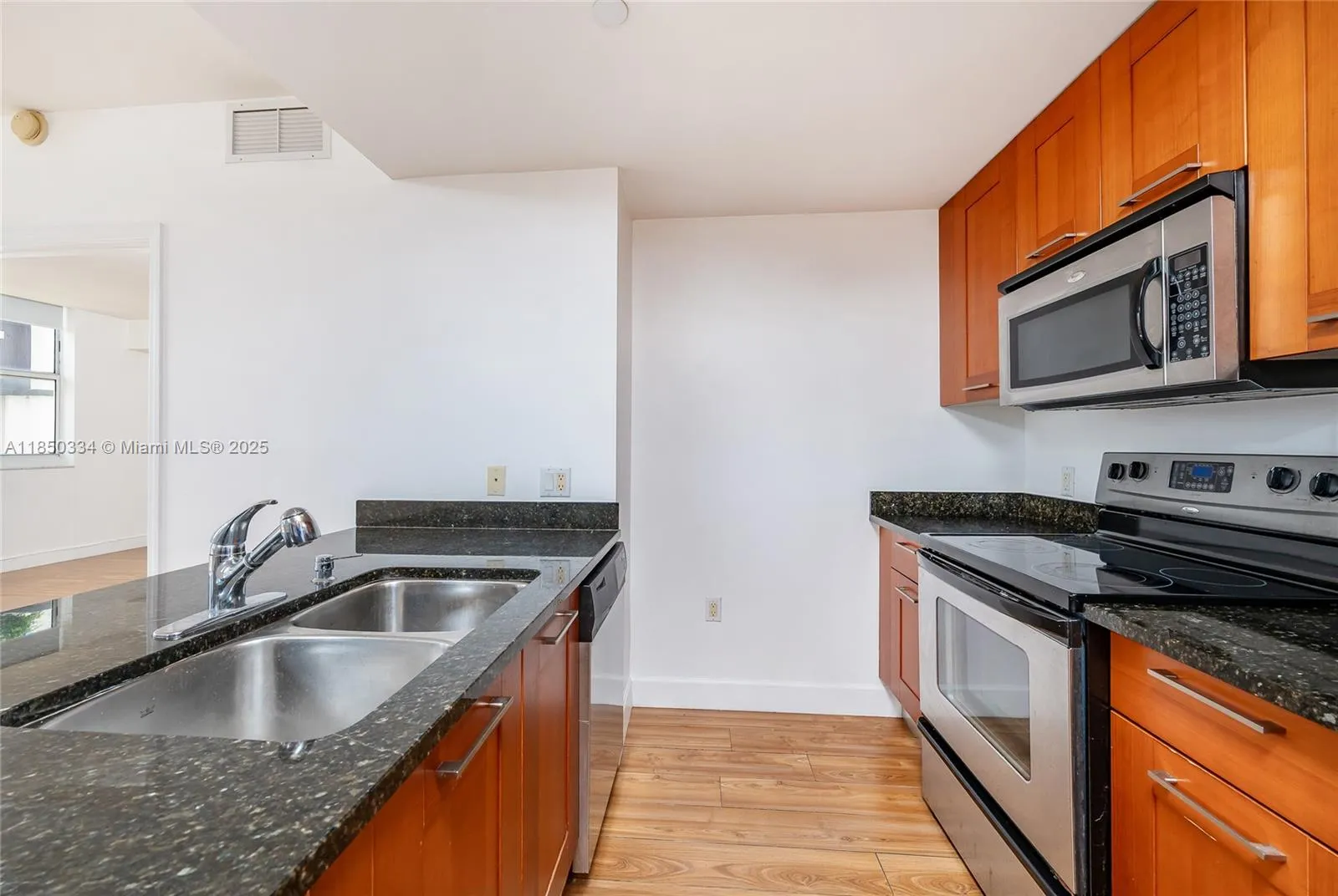 4100 Salzedo St, #919