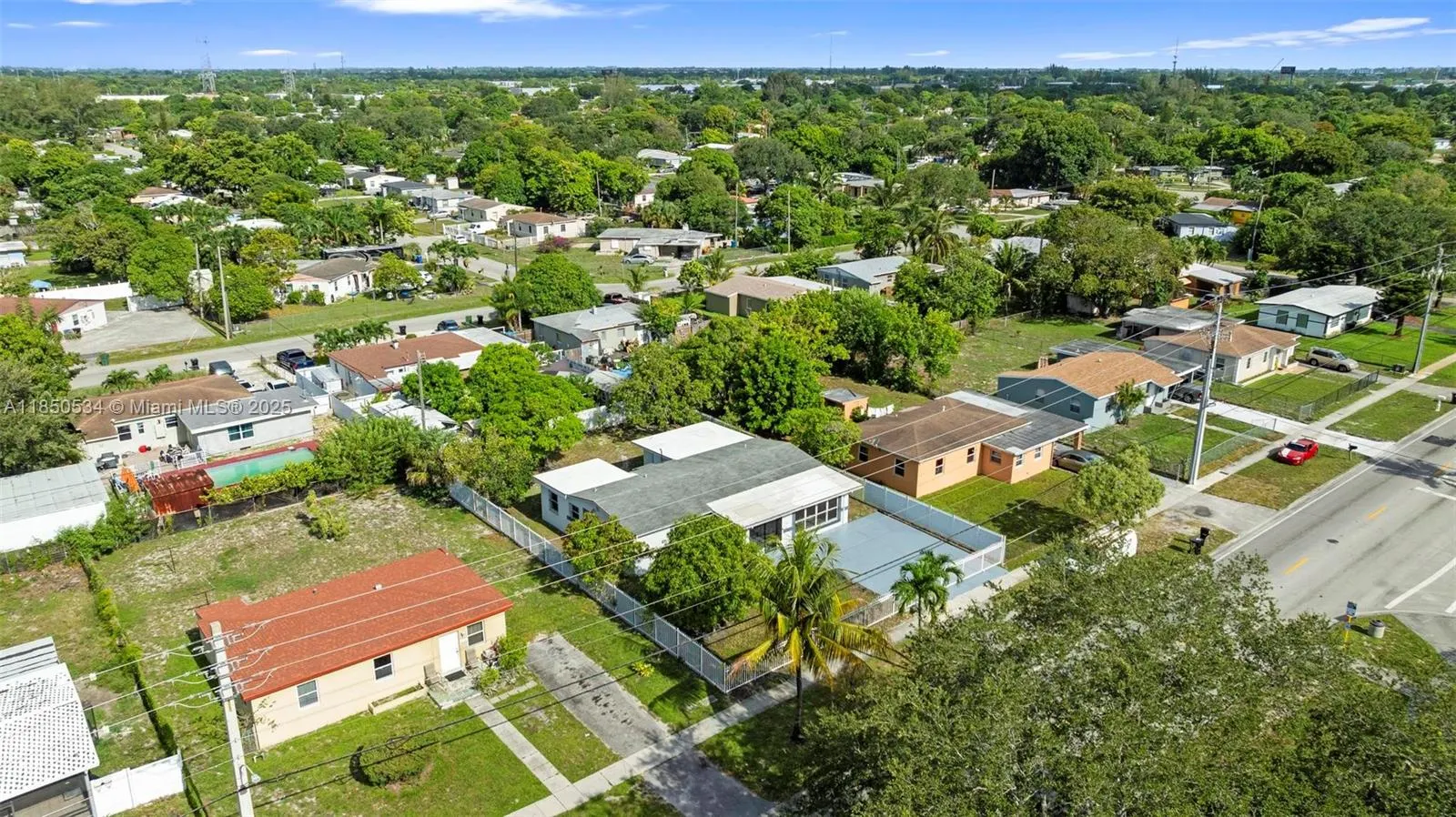 1237 NW 15th Ave