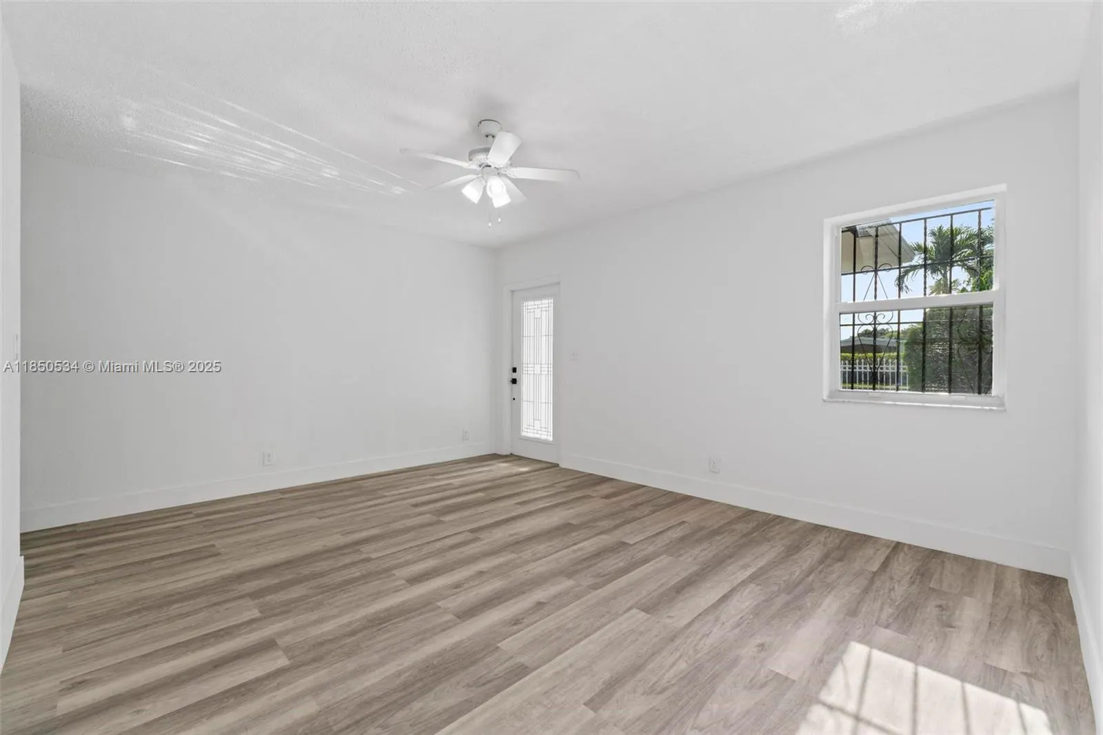 1237 NW 15th Ave