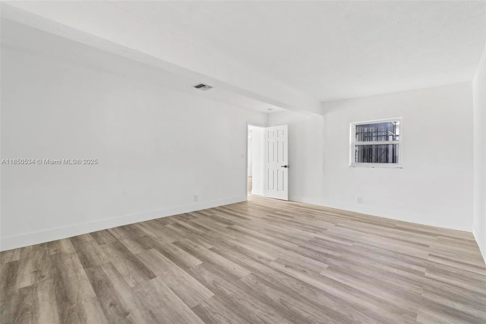1237 NW 15th Ave