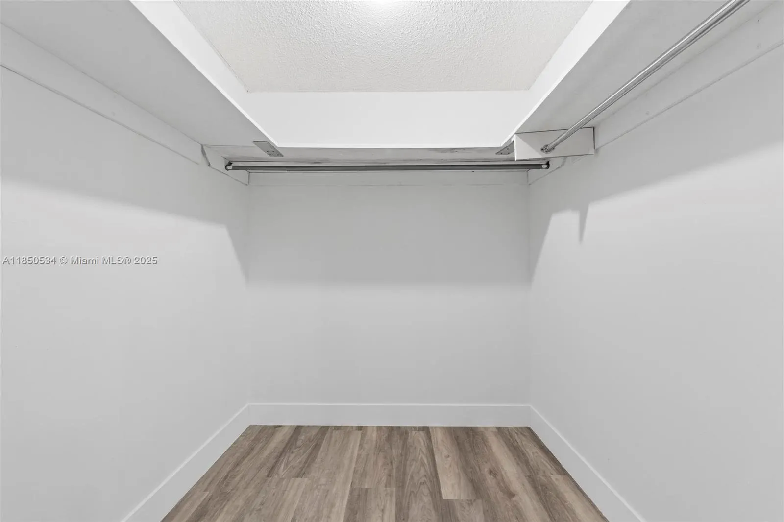 1237 NW 15th Ave