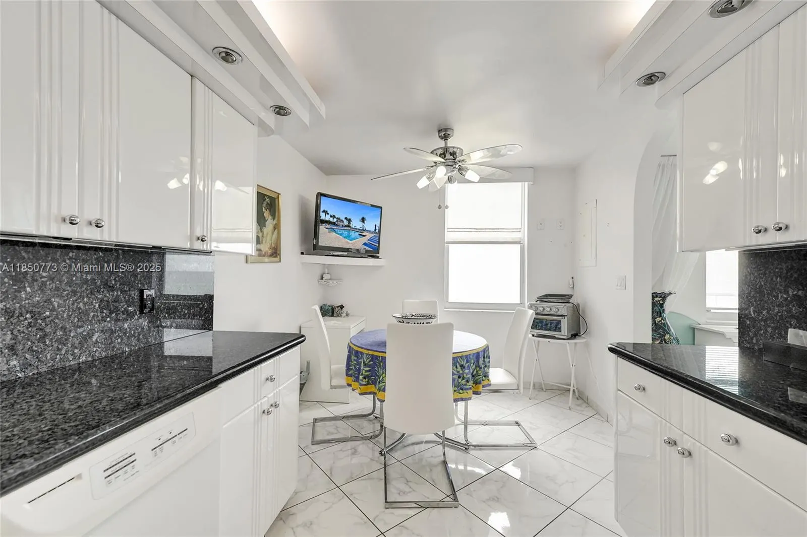 1920 S Ocean Dr, #16B