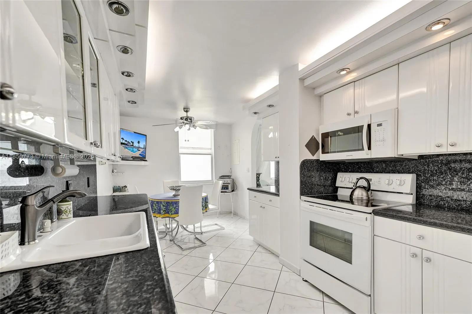 1920 S Ocean Dr, #16B