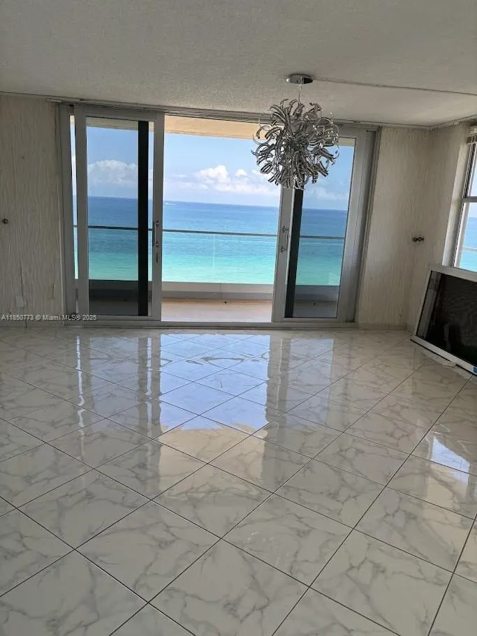 1920 S Ocean Dr, #16B