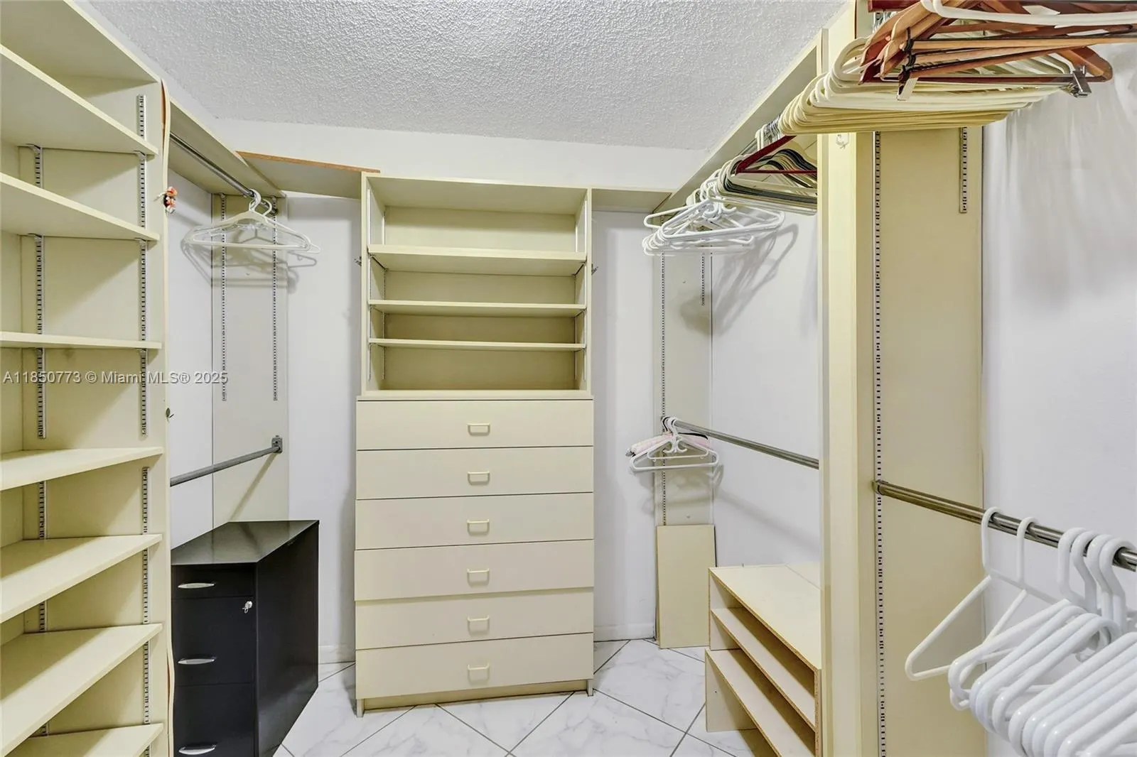 1920 S Ocean Dr, #16B