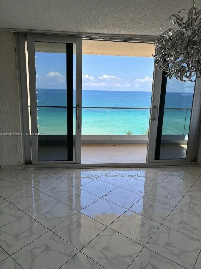 1920 S Ocean Dr, #16B