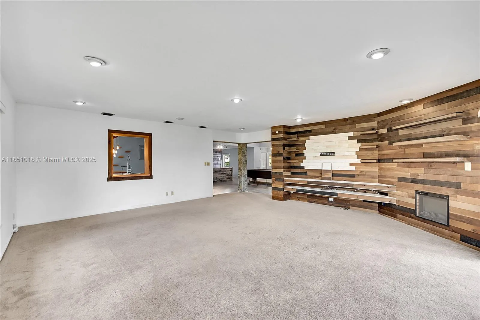 8141 Pine Cir, #54