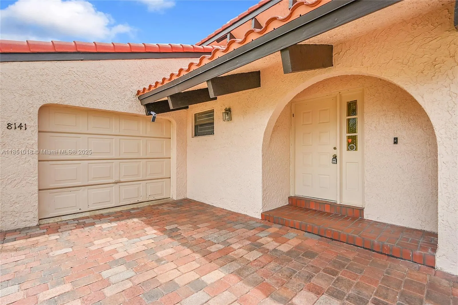 8141 Pine Cir, #54