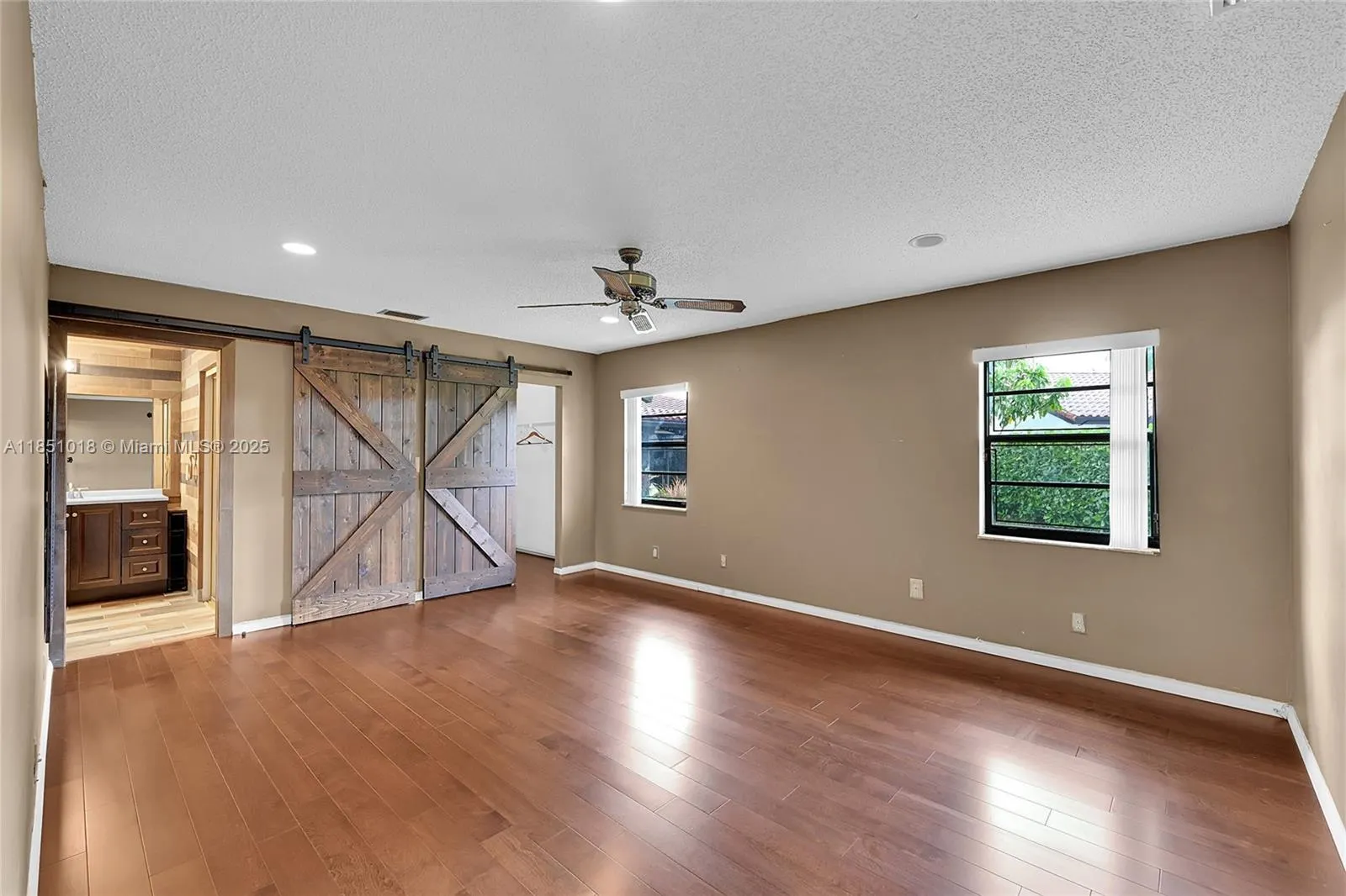 8141 Pine Cir, #54