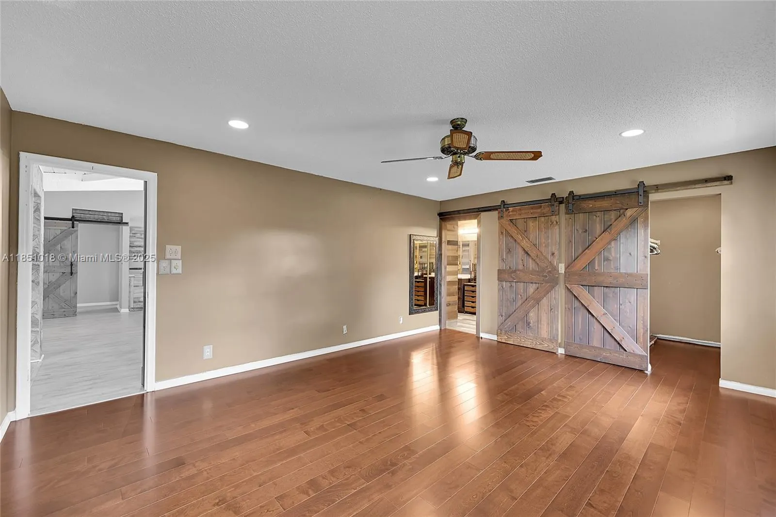 8141 Pine Cir, #54