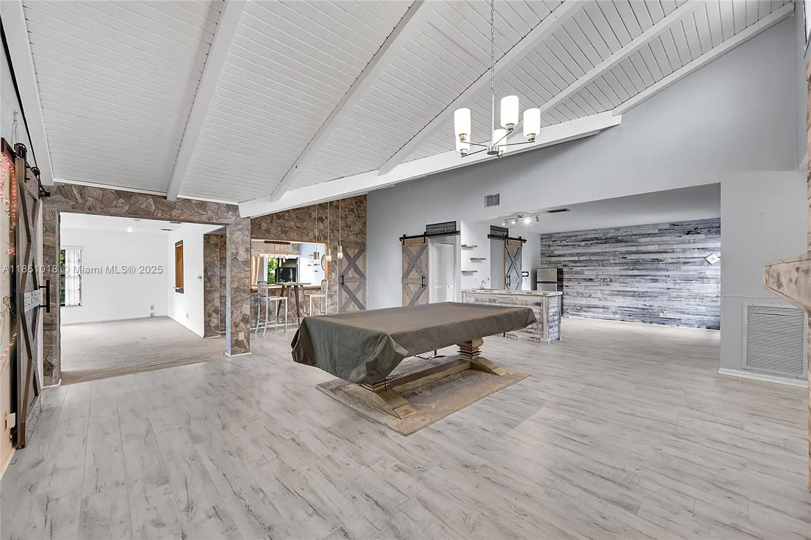 8141 Pine Cir, #54