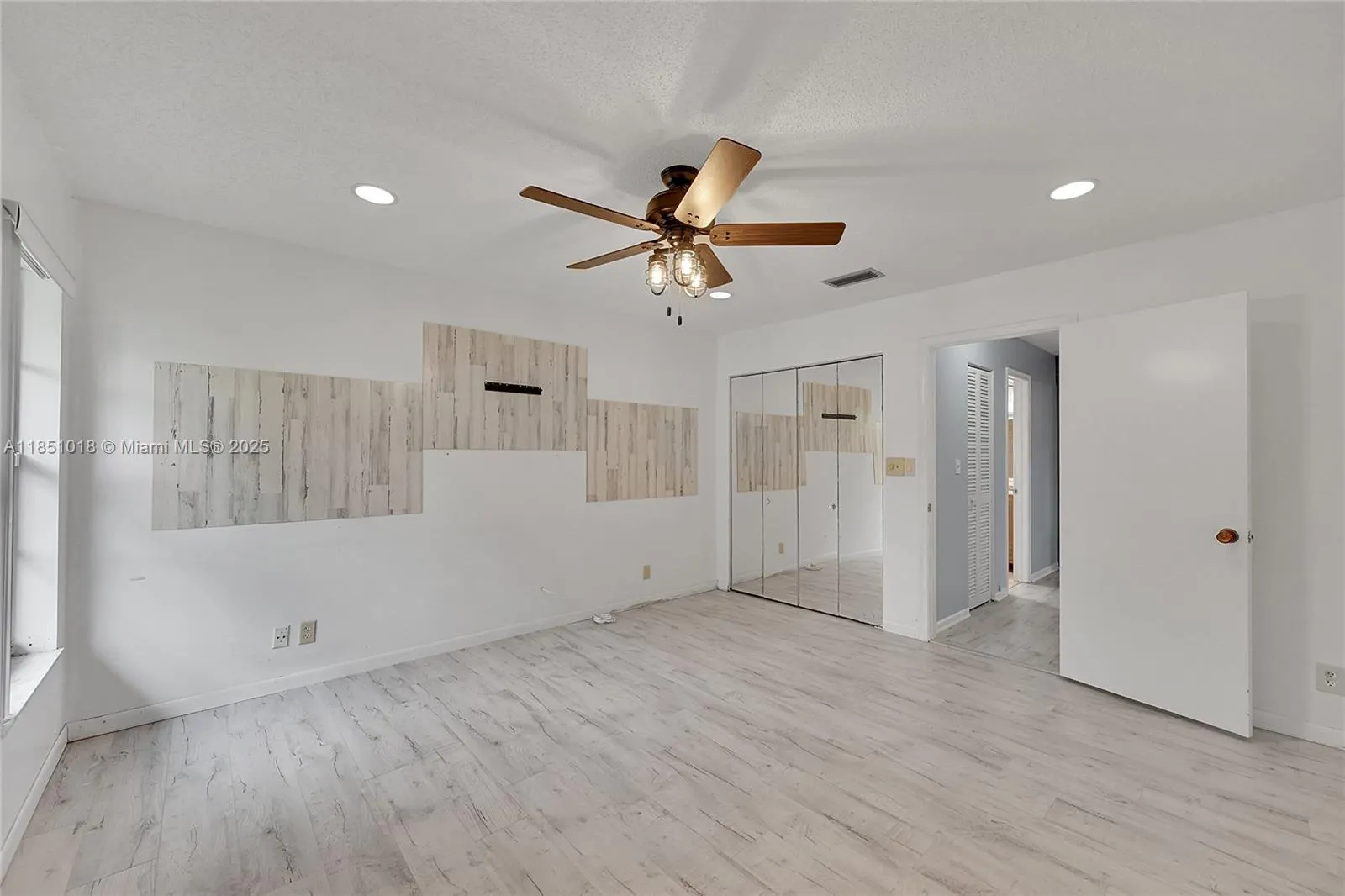 8141 Pine Cir, #54