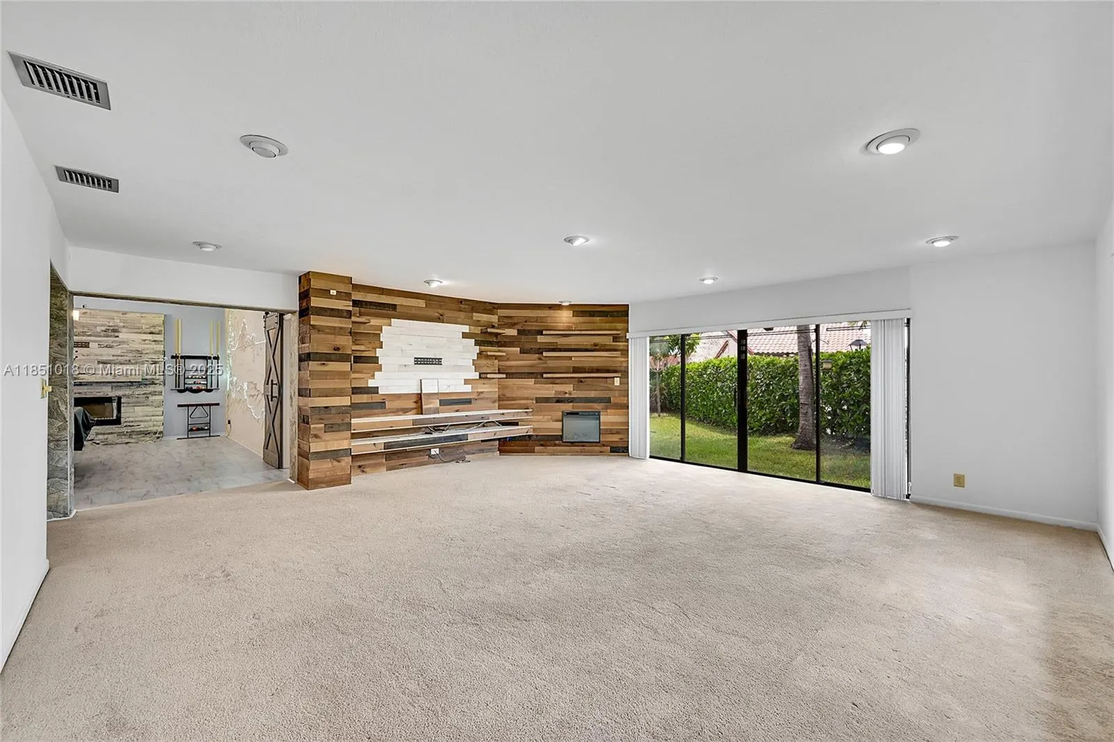 8141 Pine Cir, #54