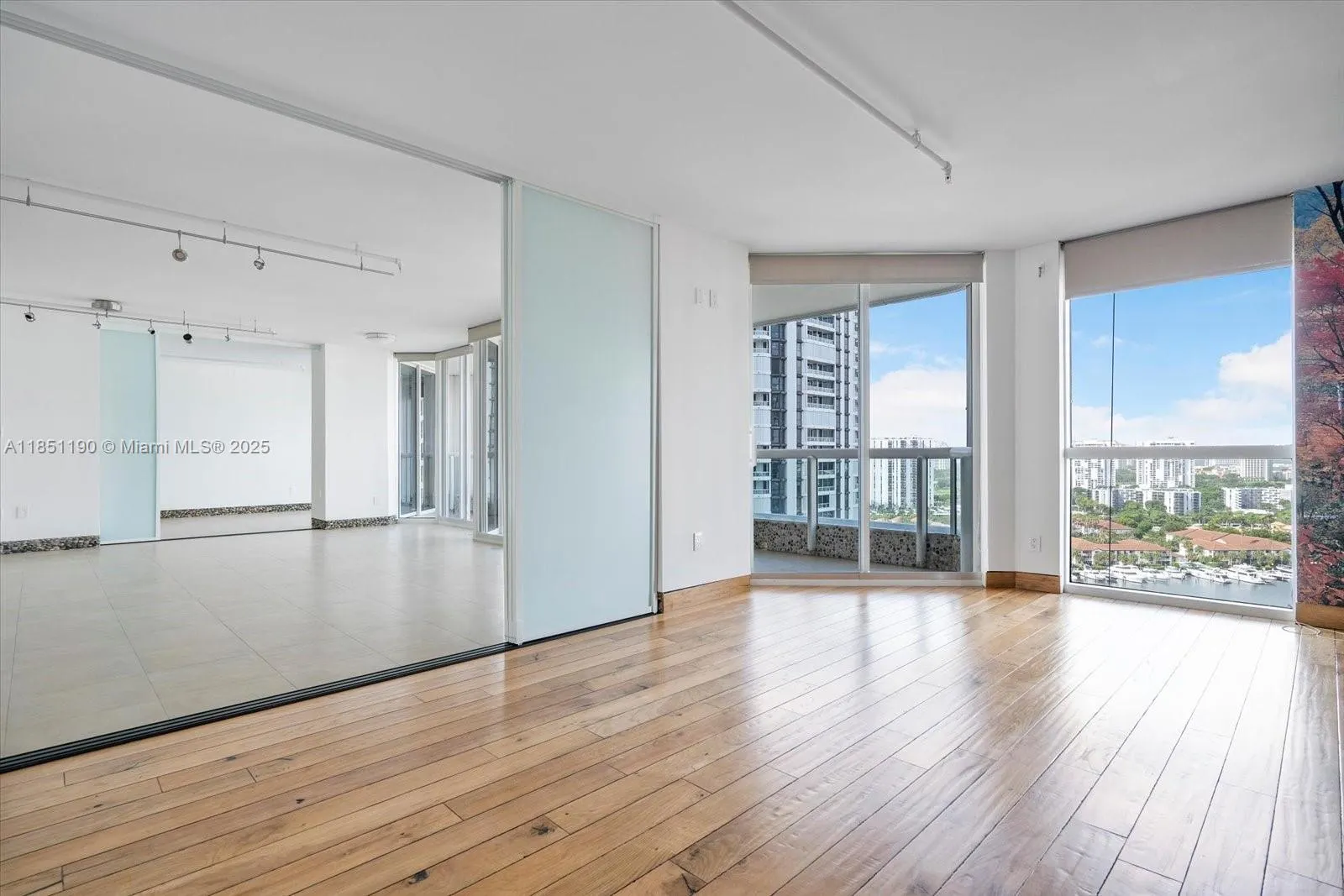 21205 NE 37th Ave, #2204