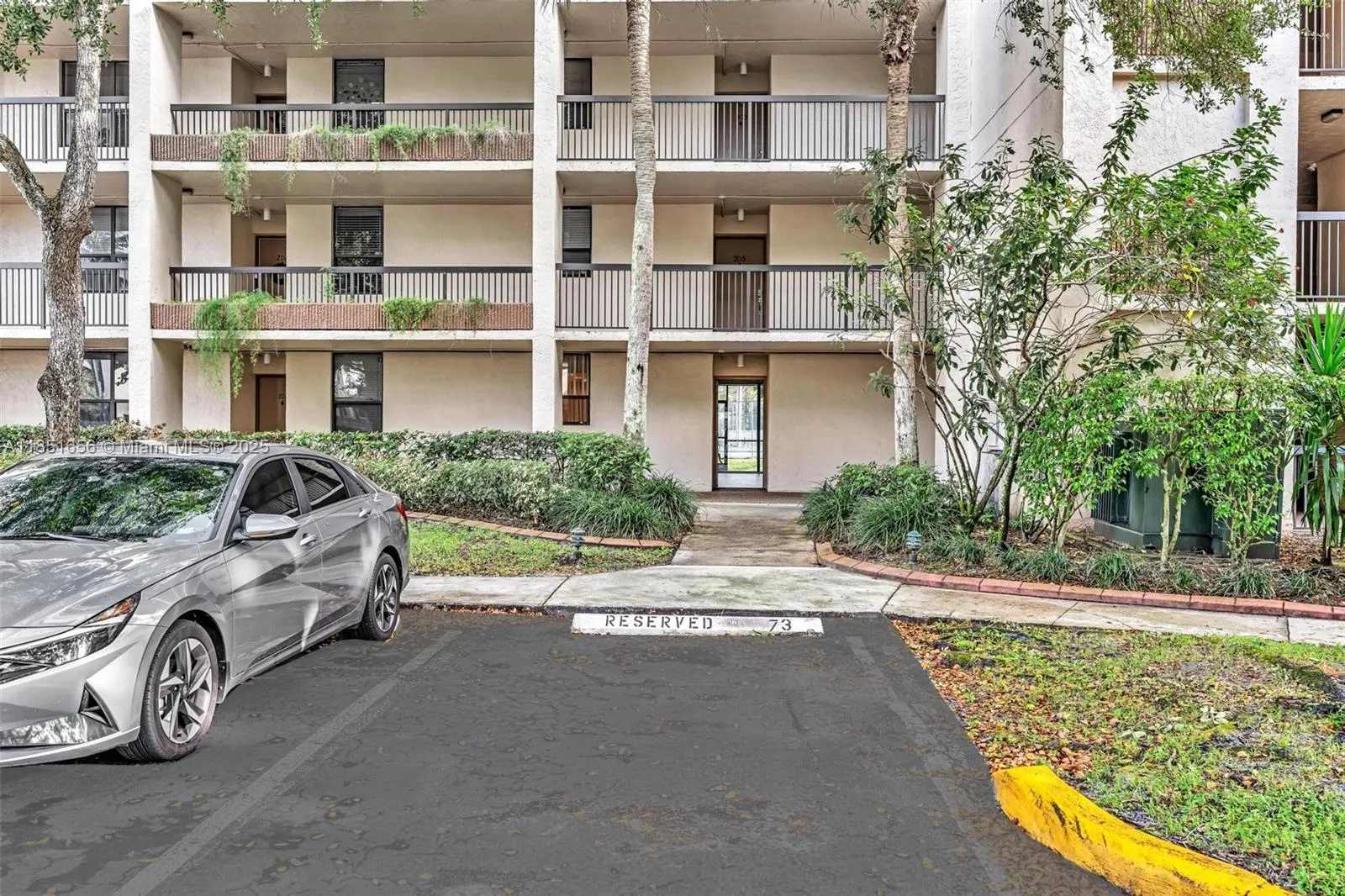 7500 NW 1st Ct, #105-3