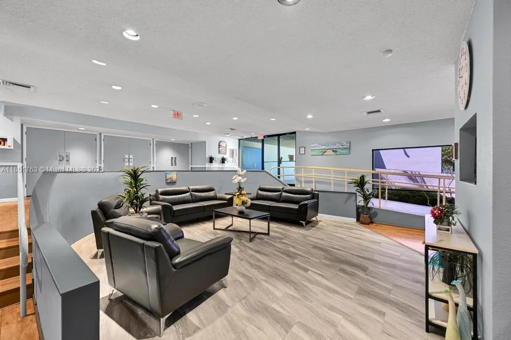 9300 Lime Bay Blvd, #103